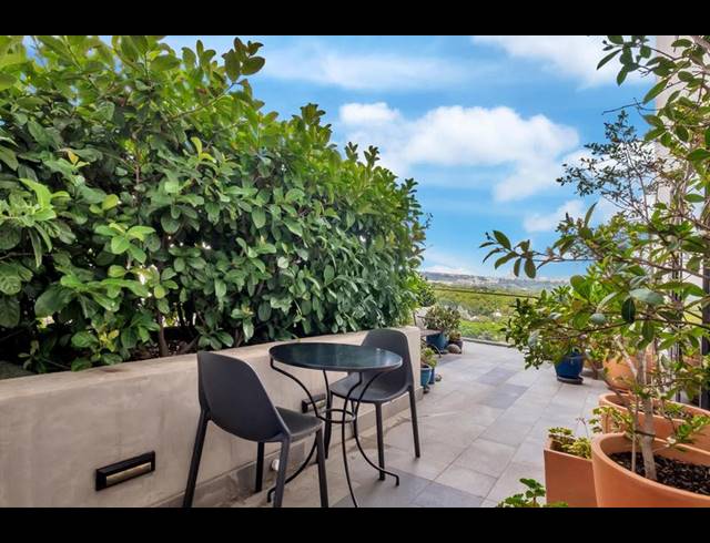 2 BEDROOM APARTMENT FOR SALE IN ROSEBANK